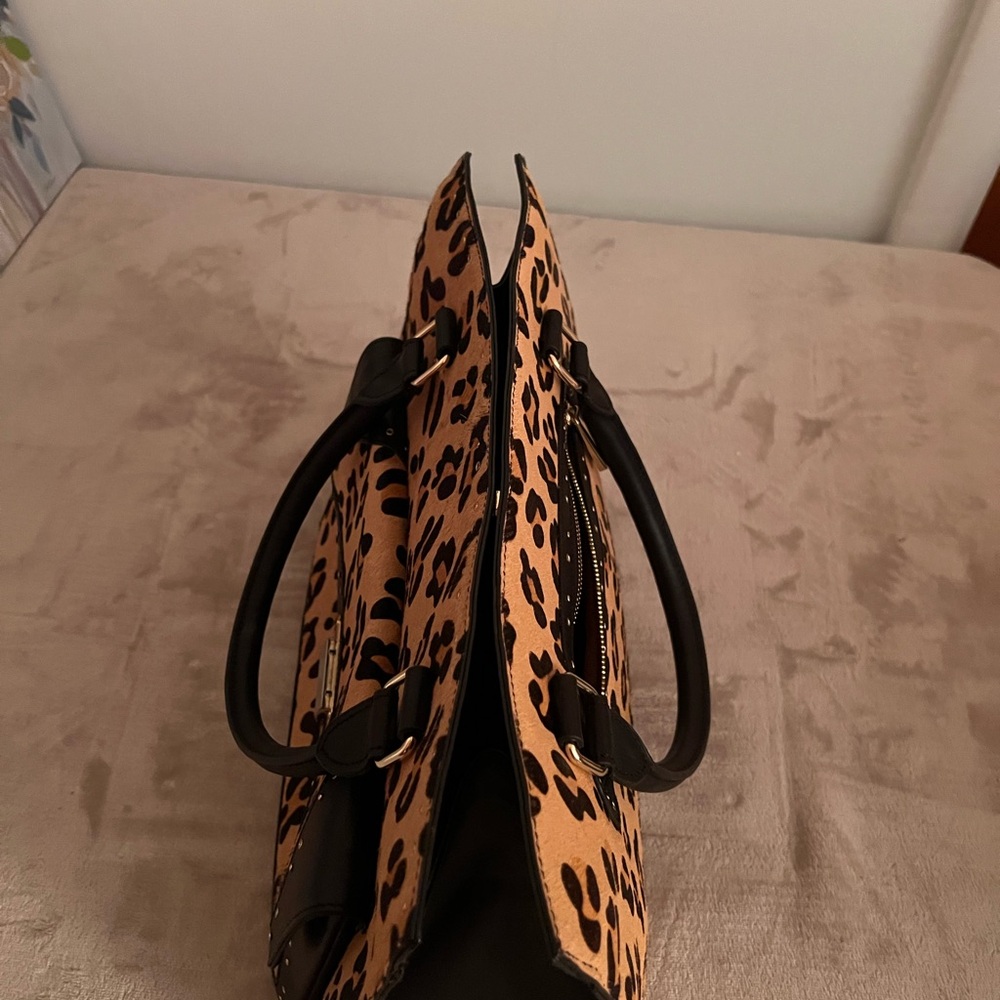 Koret Leopard Print Leather Handbag with Black Accents and studded NWOT - Picture 8 of 10